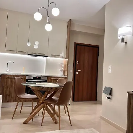 'amaryllis Home' ,το σπίτι σας Апартаменты Лоутраки